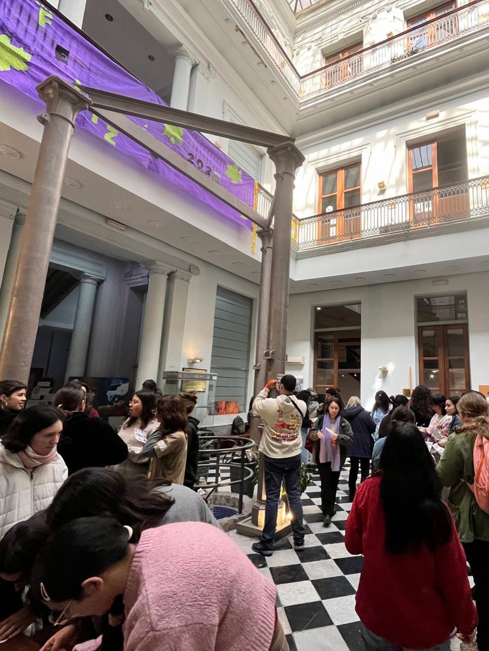 Jornada de Integración en la Escuela Figari, foto 1 de 17
