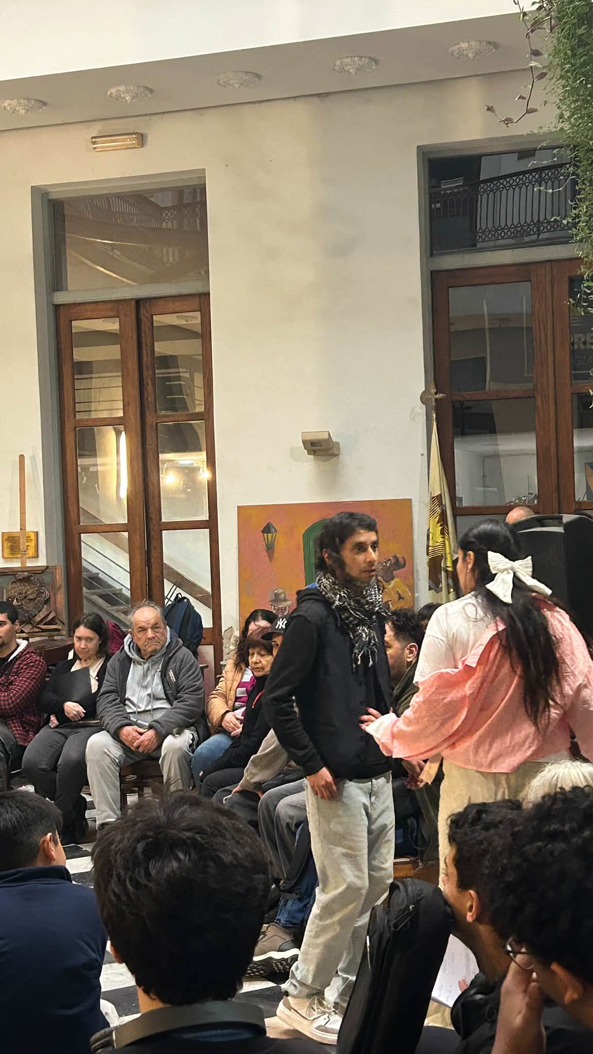 Café Literario - Escuela Figari