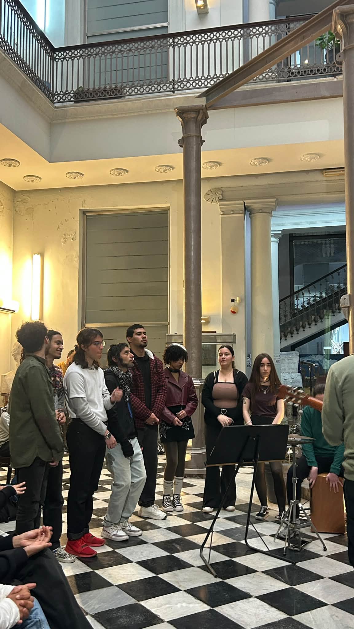 Café Literario - Escuela Figari