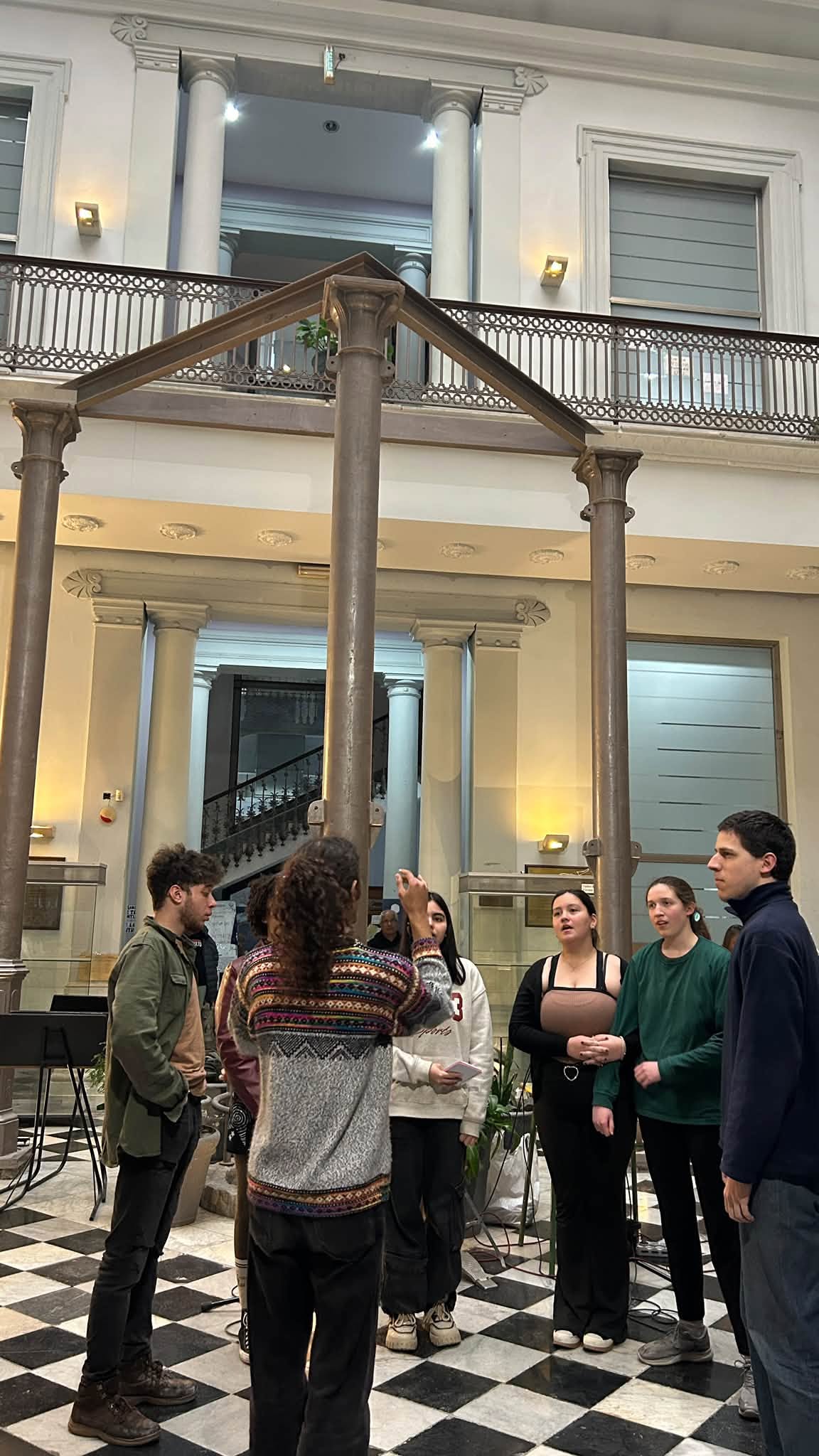 Café Literario - Escuela Figari