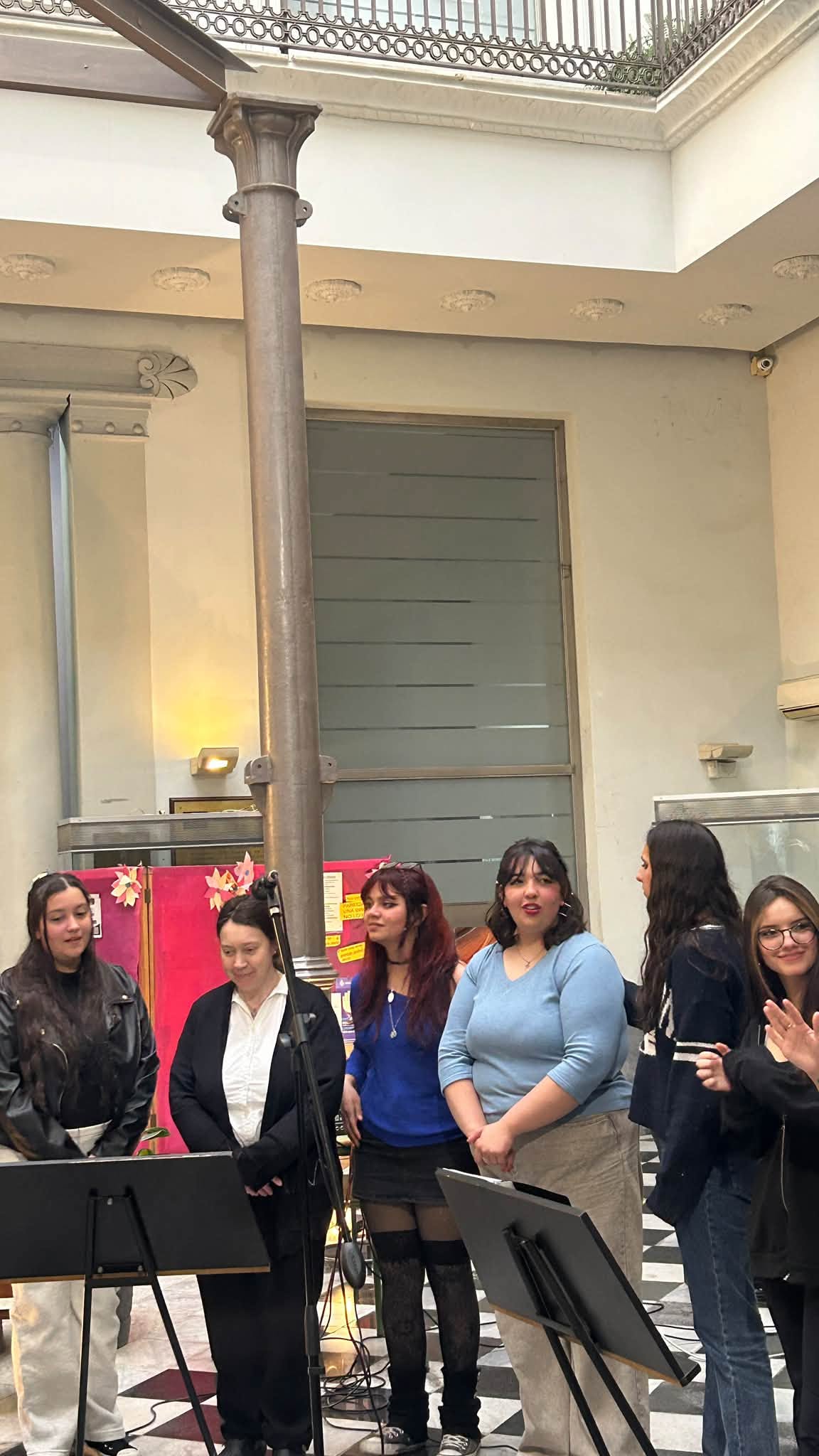 Café Literario en Figari - imagen 7