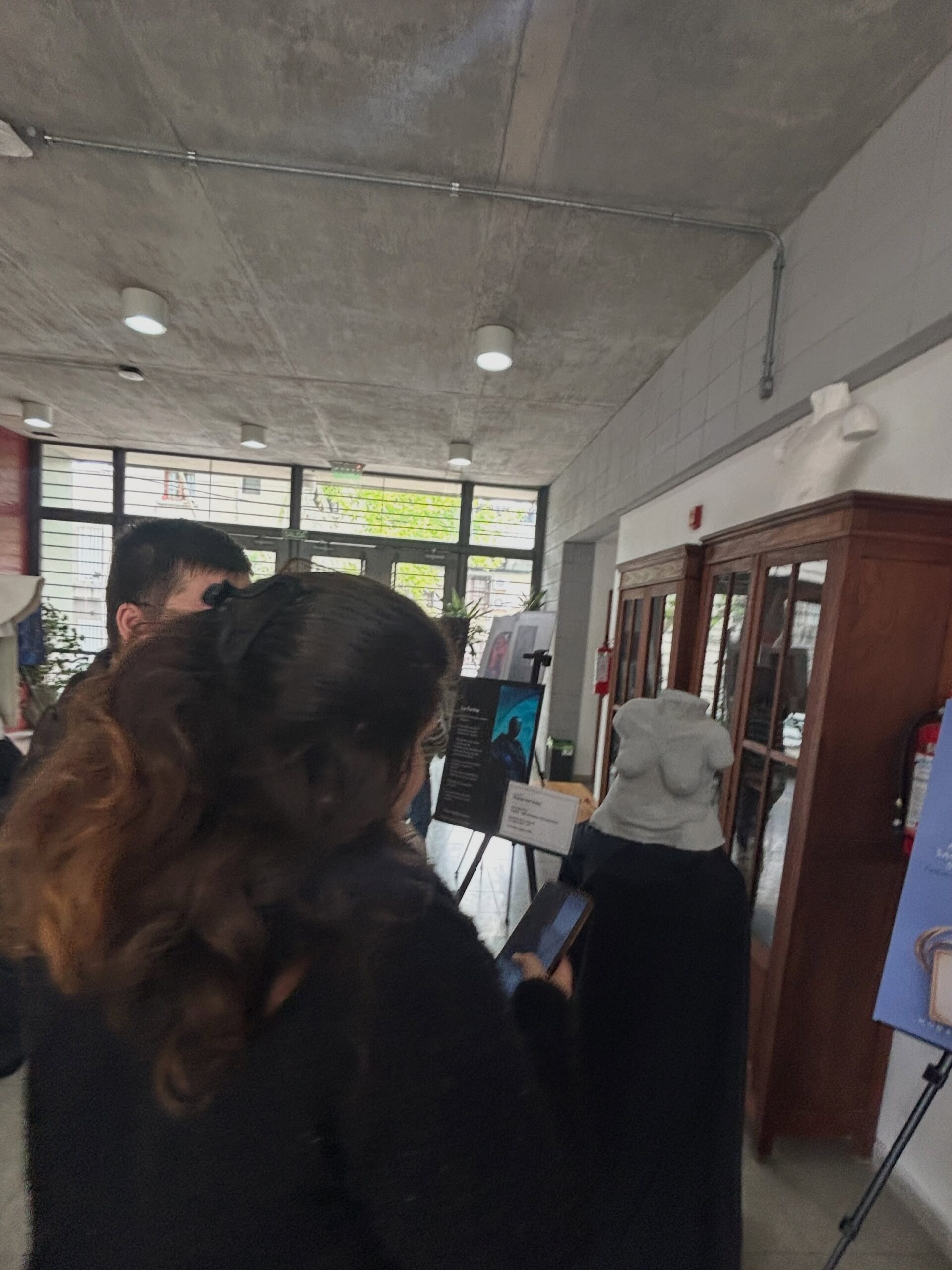 Presentación del libro Yo soy el arte y el Diseñador en Figari - imagen 41