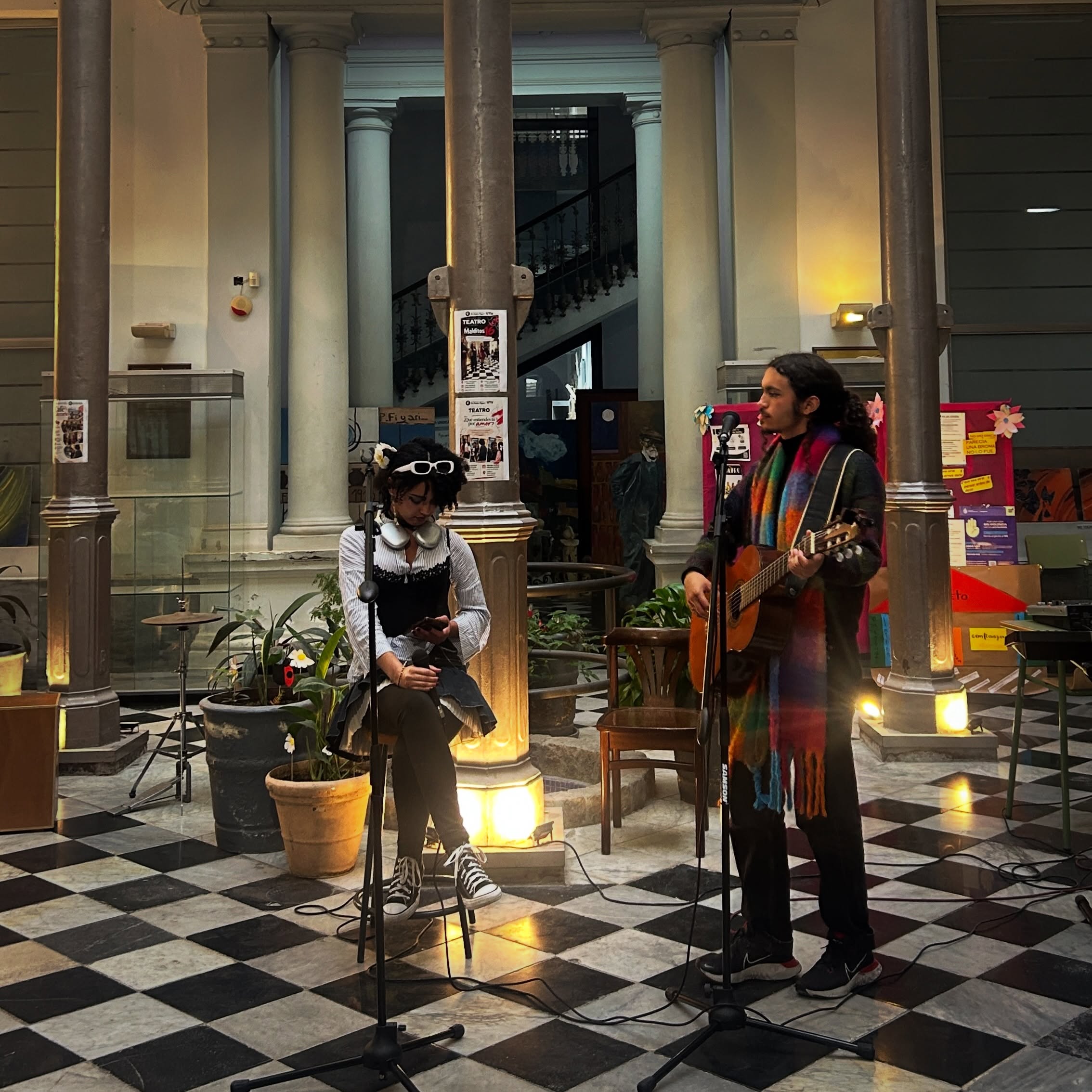 Café Literario en Figari - imagen 20