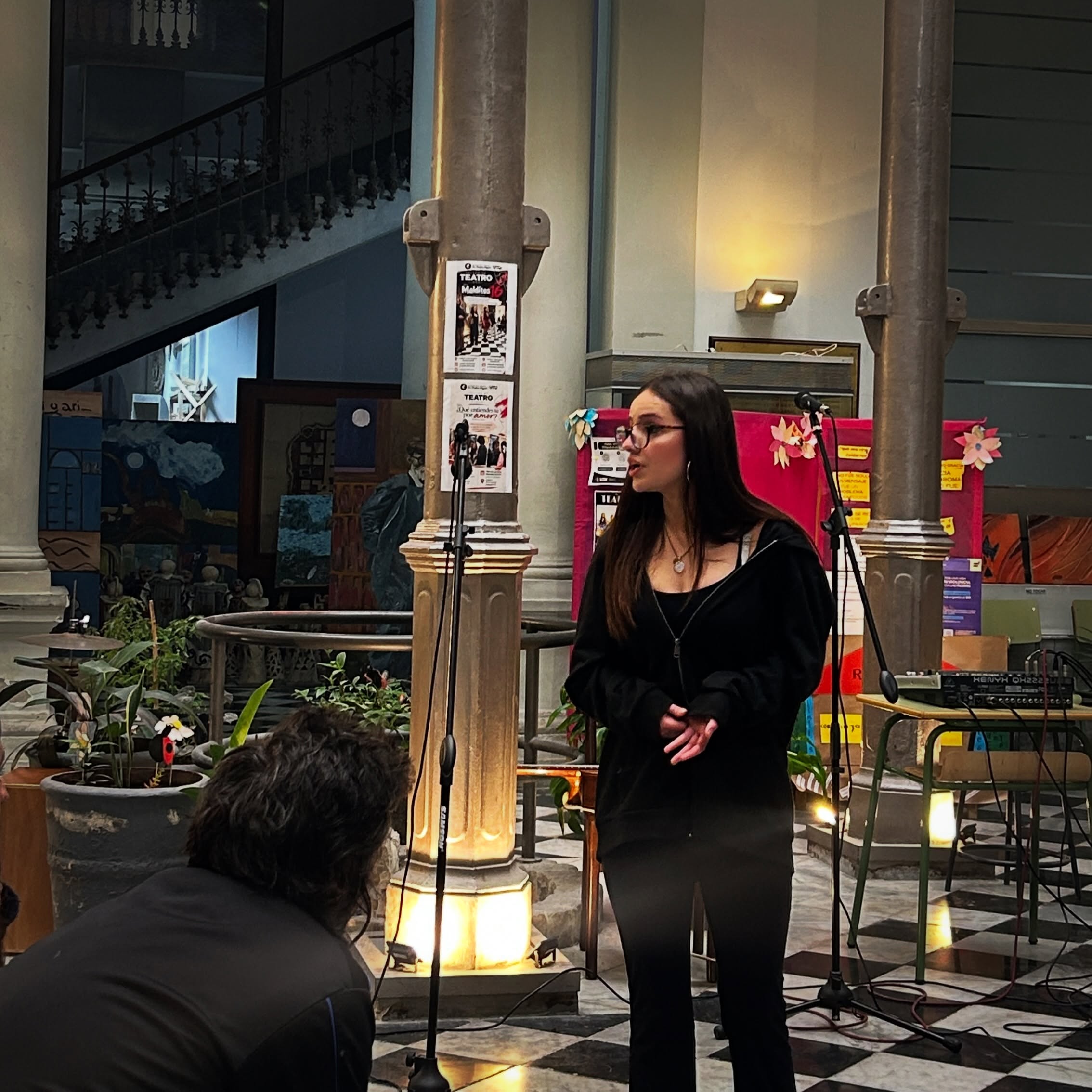 Café Literario en Figari - imagen 26