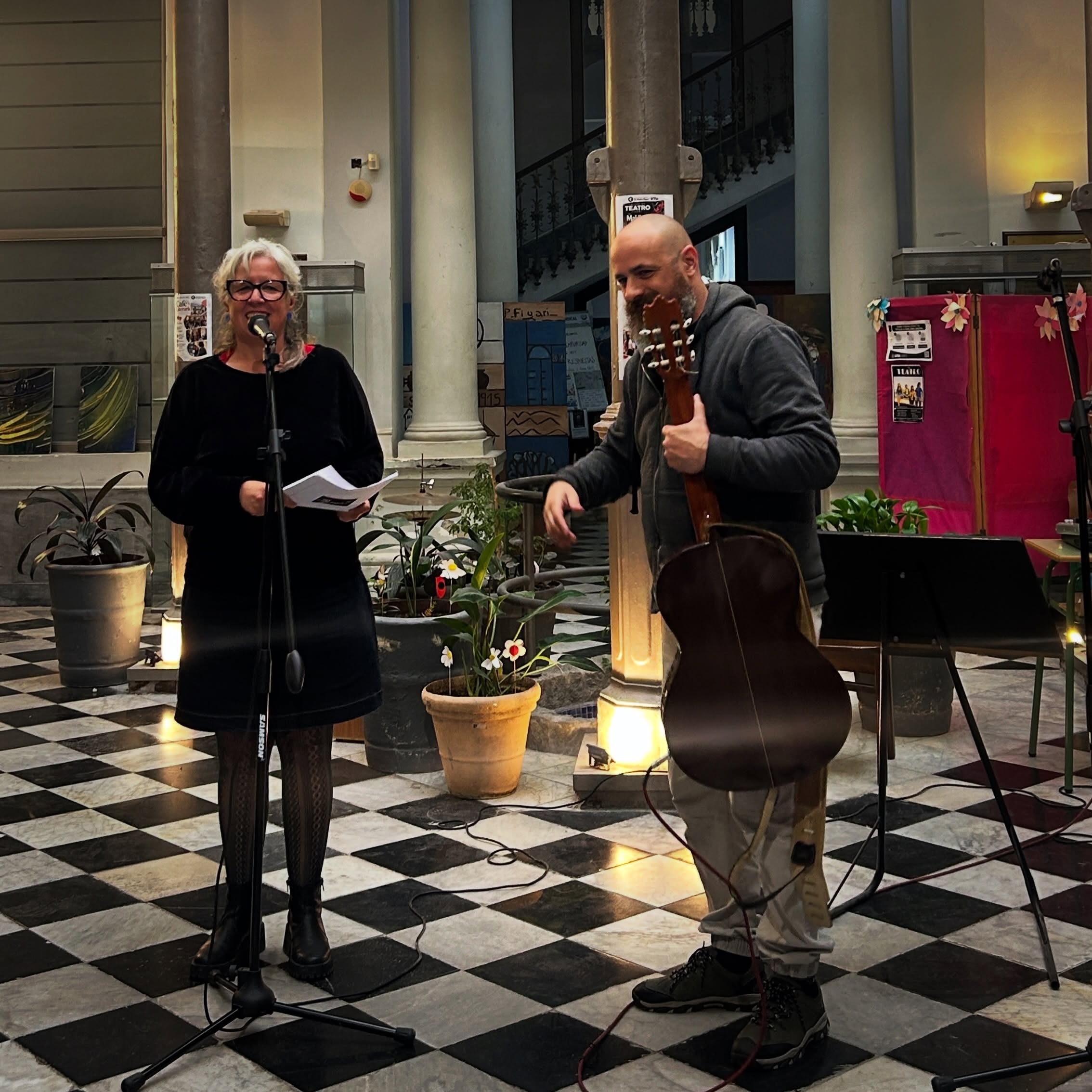 Café Literario en Figari - imagen 27